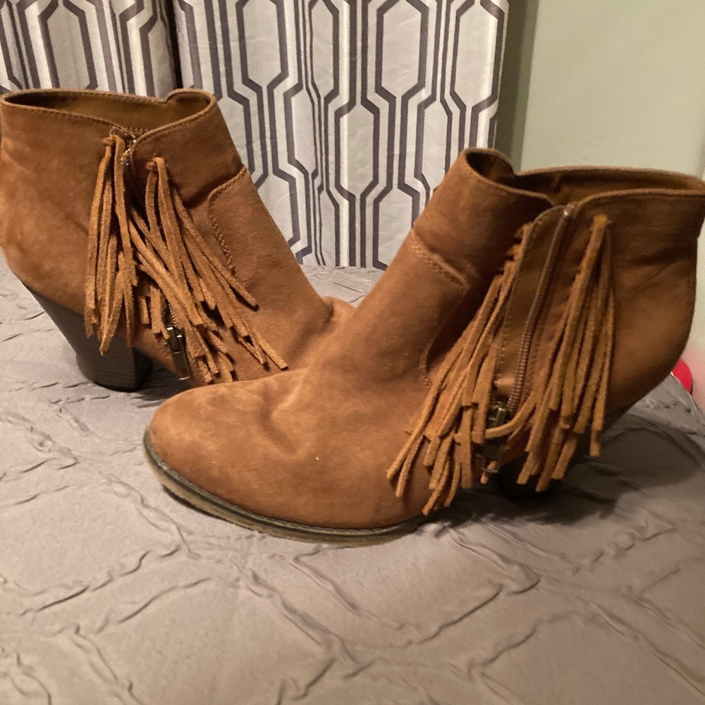 Mia ankle boots